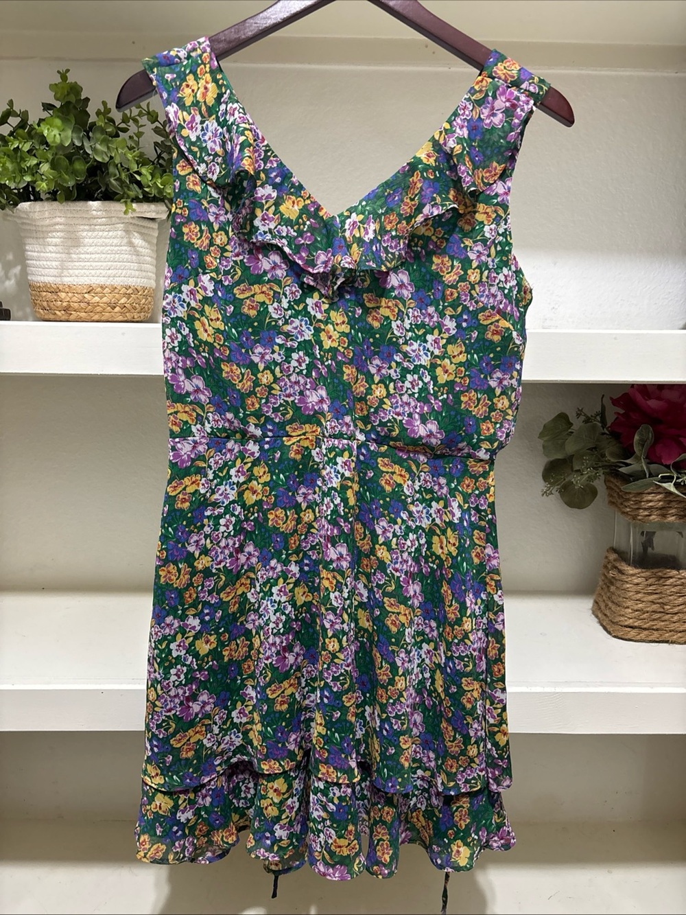 BCX Dress Women’s Green Floral Dress With Ruffle Detail Size L